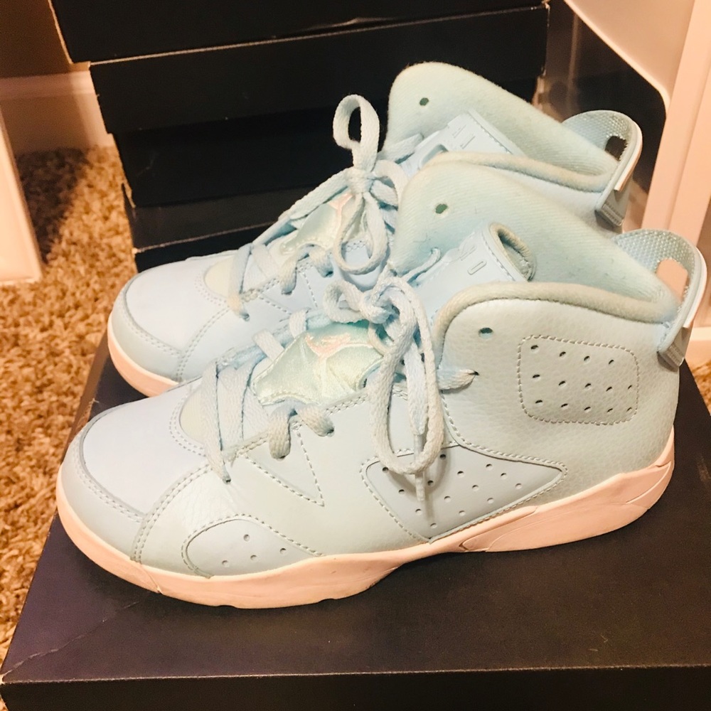 Size 3y - Picture 2 of 3
